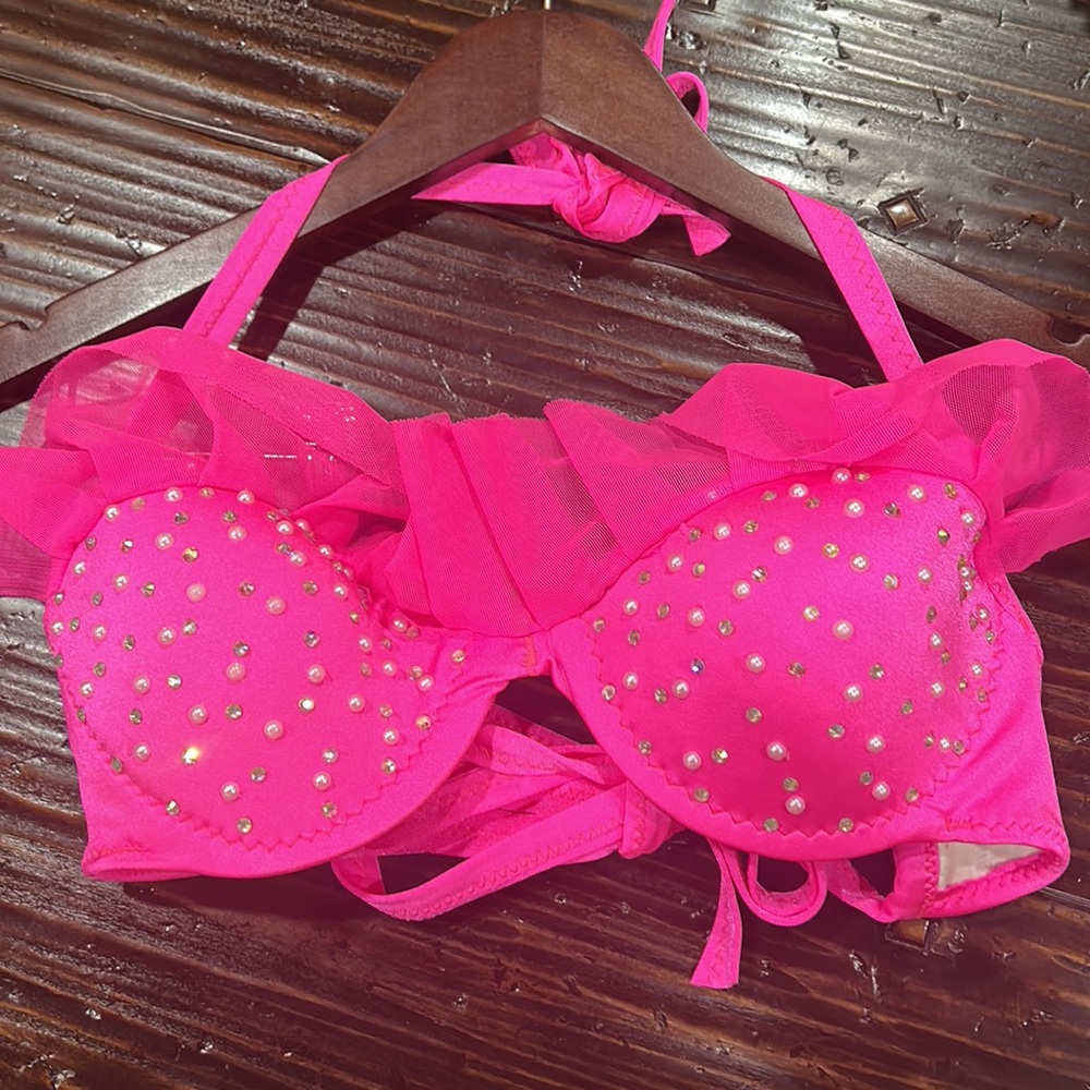 BARBIE PINK PEARLS AND RHINESTONES custom made bikini top. SOOOO HOT!